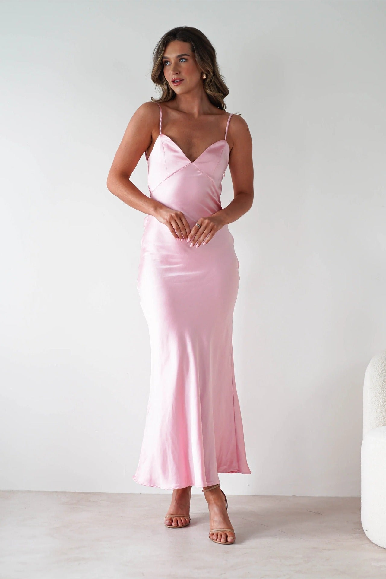 Tailored Satin Backless Tie Dress for Modern Fashion Wear
