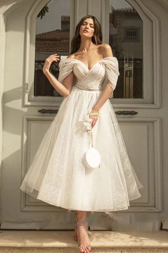 Elegant V Neck Urban Dress for Smart Casual Fashion Boutique Fashion Style