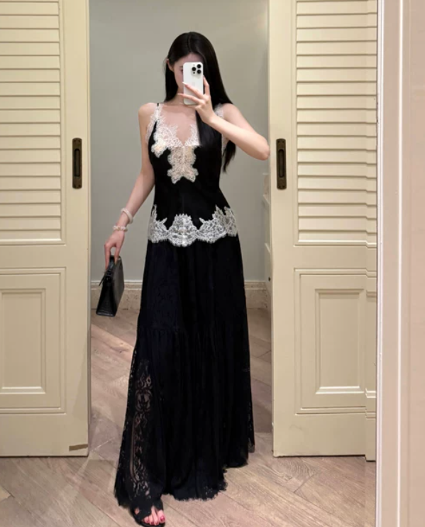 Stunning Prom Dress Black Spaghetti Straps Lace Gala Dress Evening Dress - FashionDia