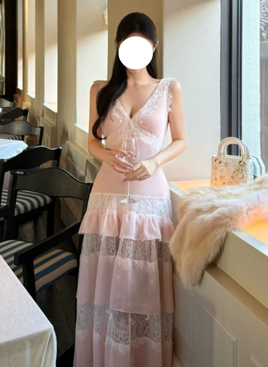 Elegant Prom Dress Light Pink V-Neck Lace Gala Dress Evening Dress - FashionDia