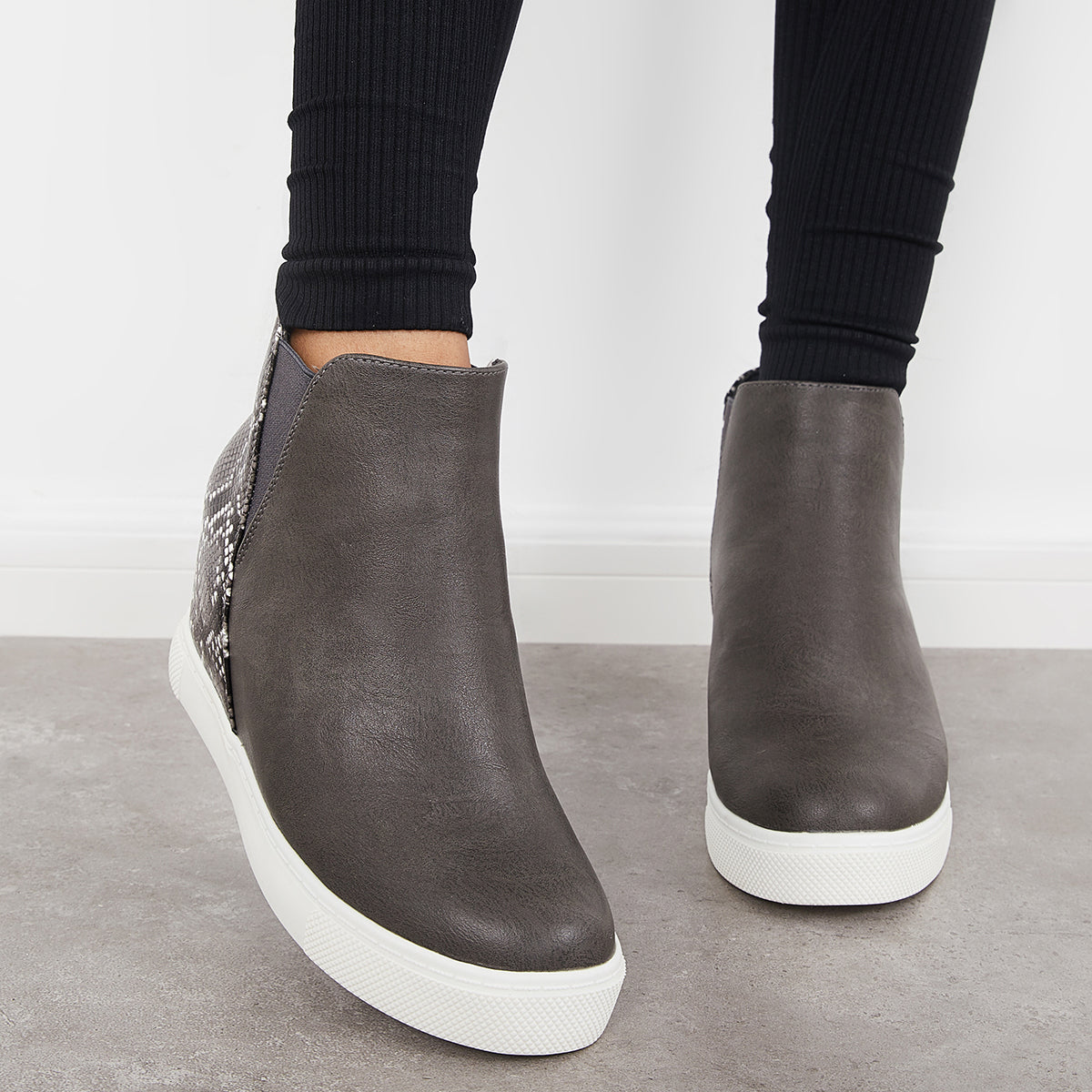 Chic Orthopedic Sneakers with Unique Design