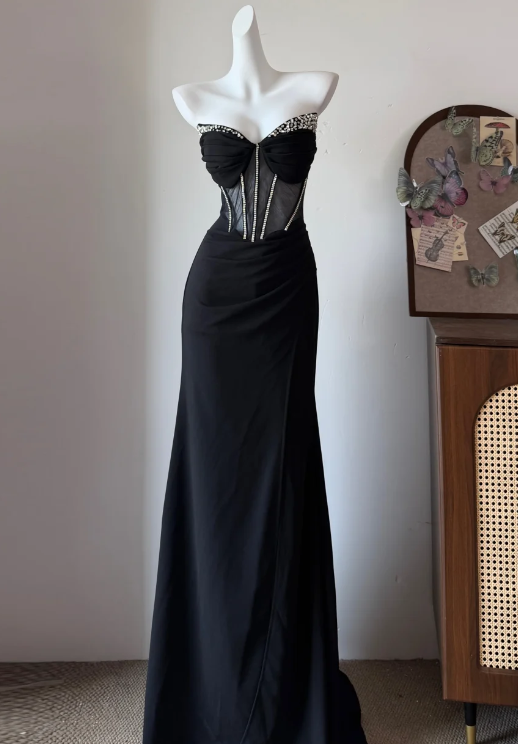 New Arrival Prom Dress Black Sweetheart Crystal Evening Dress Gala Dress - FashionDia