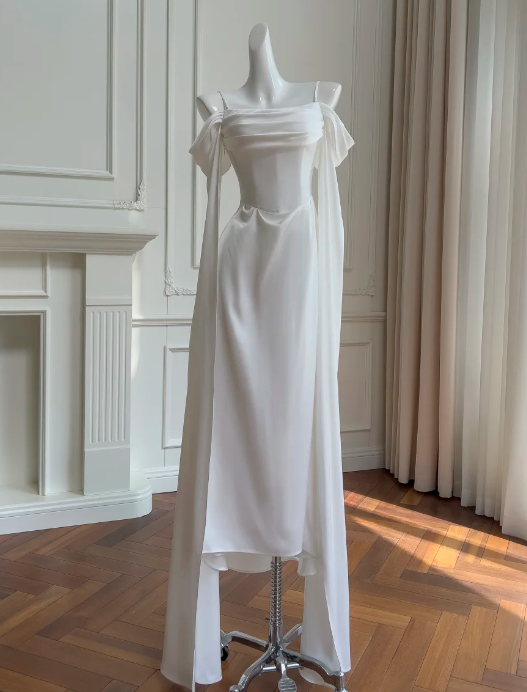 Minimalist Prom Dress White Spaghetti Straps Pleated Gala Dress Long Evening Dress - FashionDia