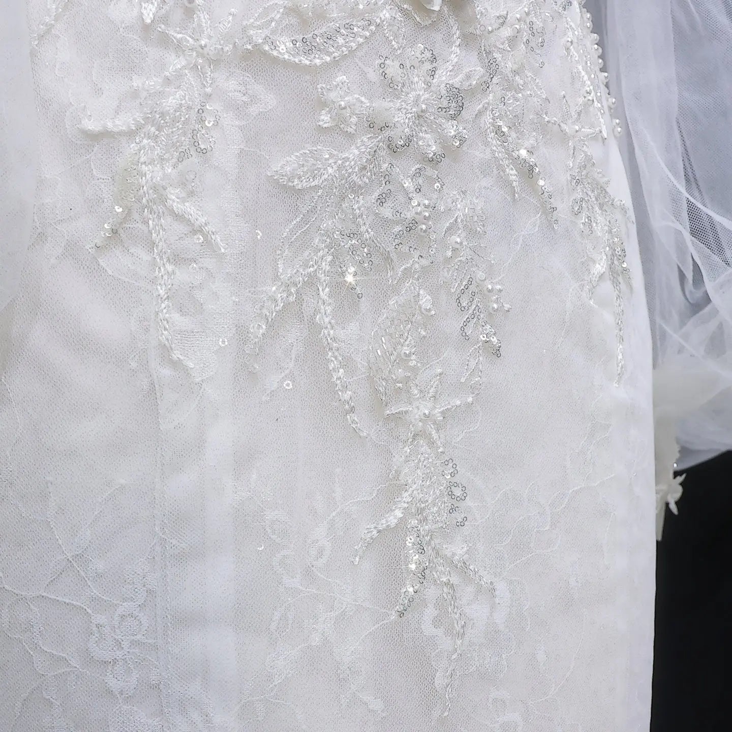 White Off‑The‑Shoulder Puff Sleeve 3D Floral Mermaid Wedding Dress ZP005