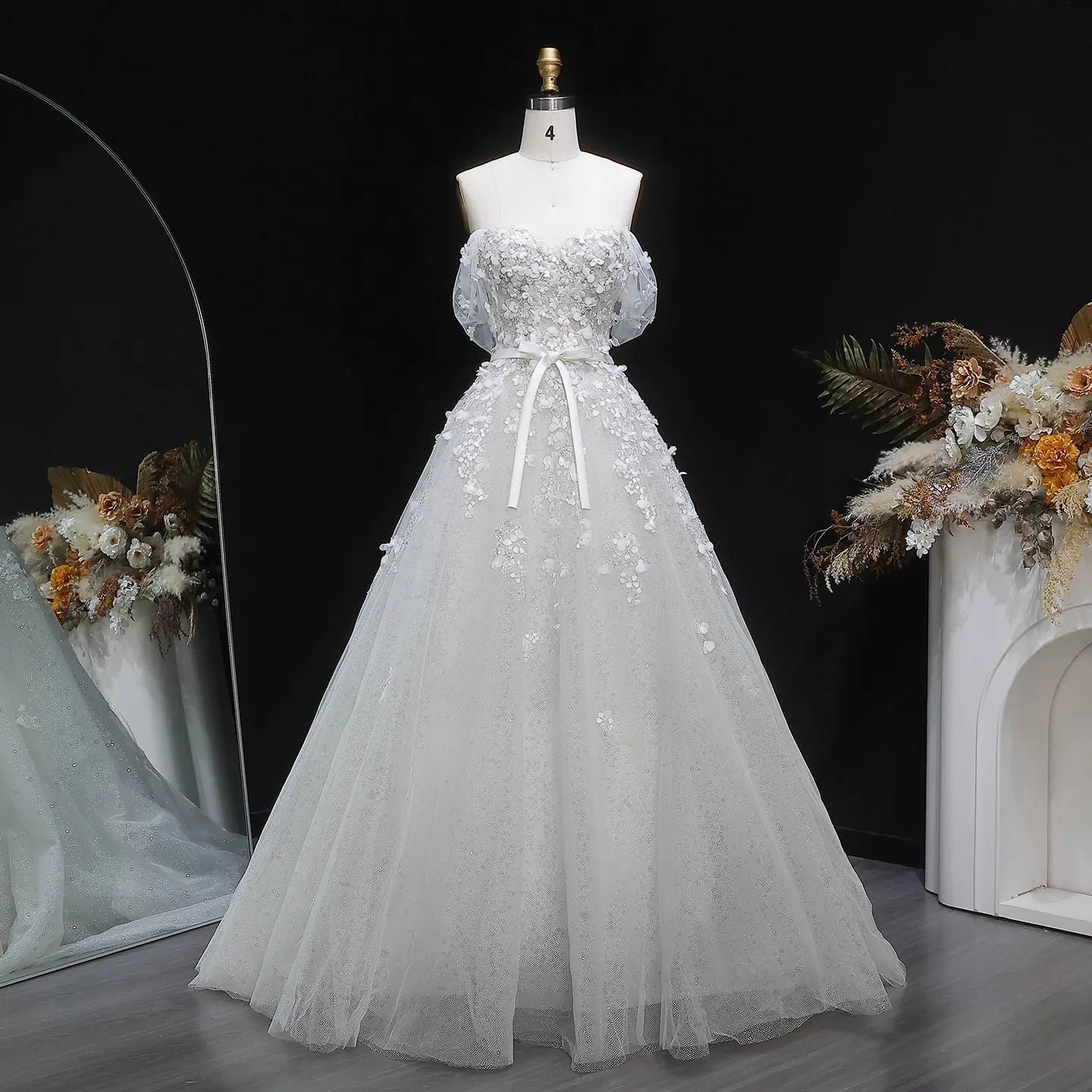 White 3D Floral Applique Sweetheart Ball Gown Wedding Dress ZP007 - VelvetHem