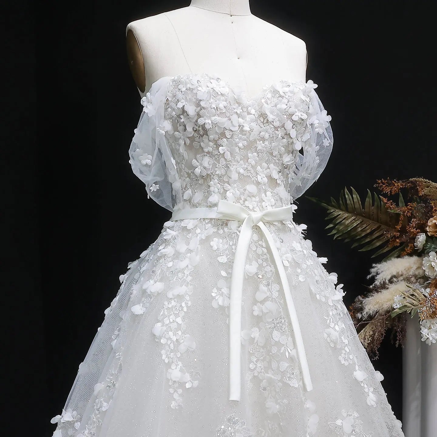 White 3D Floral Applique Sweetheart Ball Gown Wedding Dress ZP007