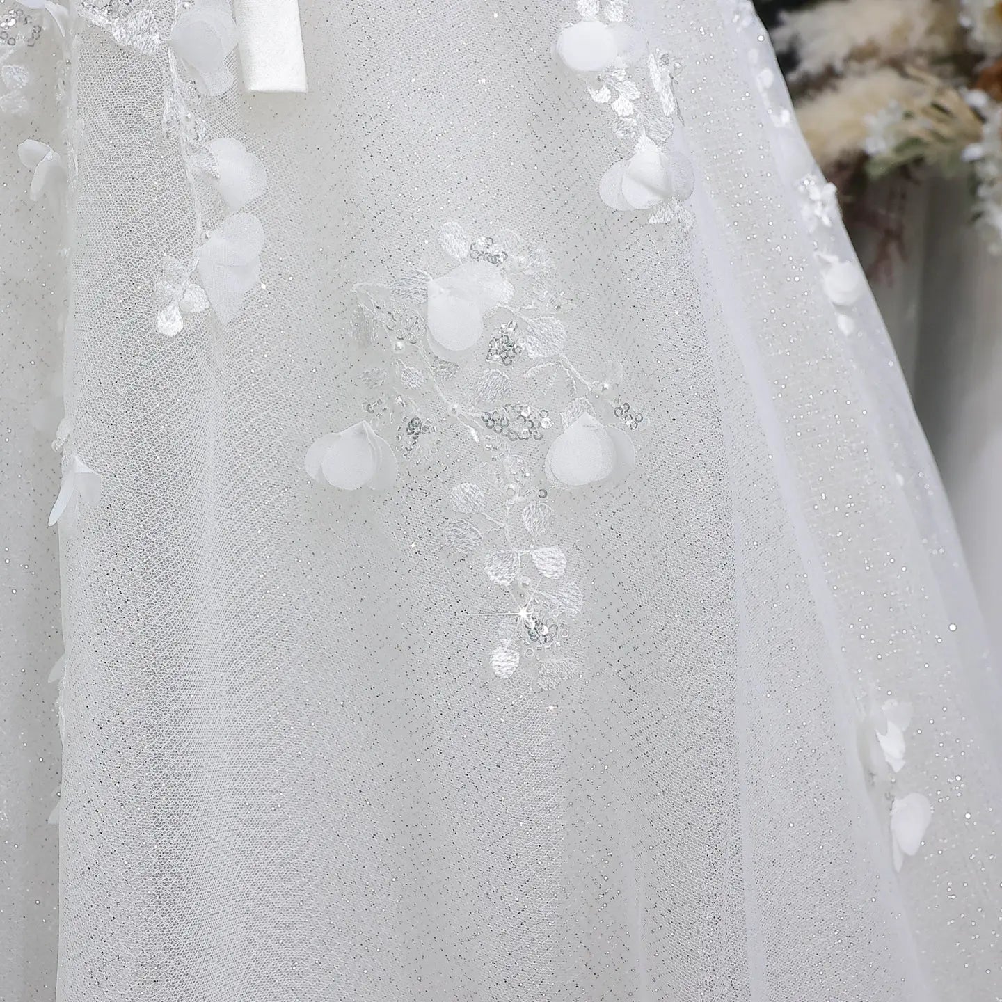 White 3D Floral Applique Sweetheart Ball Gown Wedding Dress ZP007