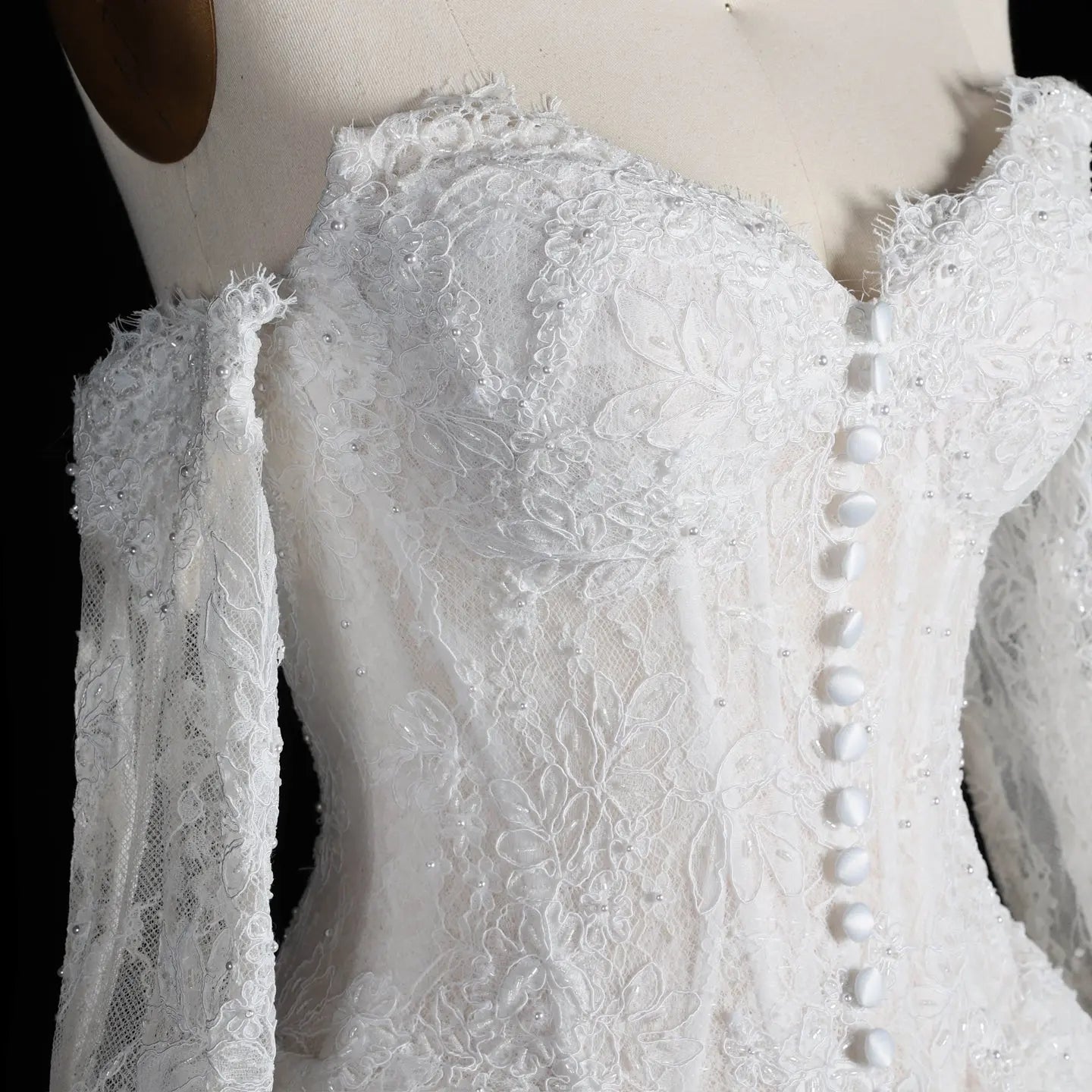 White Floral Lace Ball Gown Wedding Dress with Sweetheart Neckline and Detachable Long Sleeves ZP015