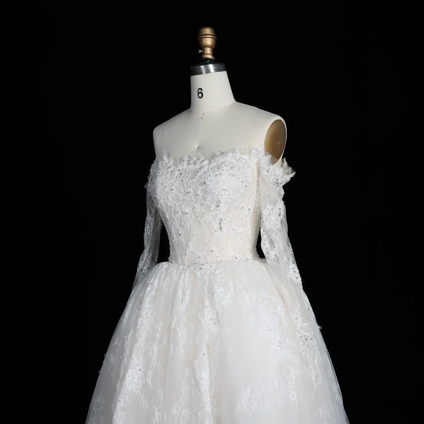 White Lace and Tulle Ball Gown Wedding Dress Off the Shoulder Beaded Bridal Dress ZP013