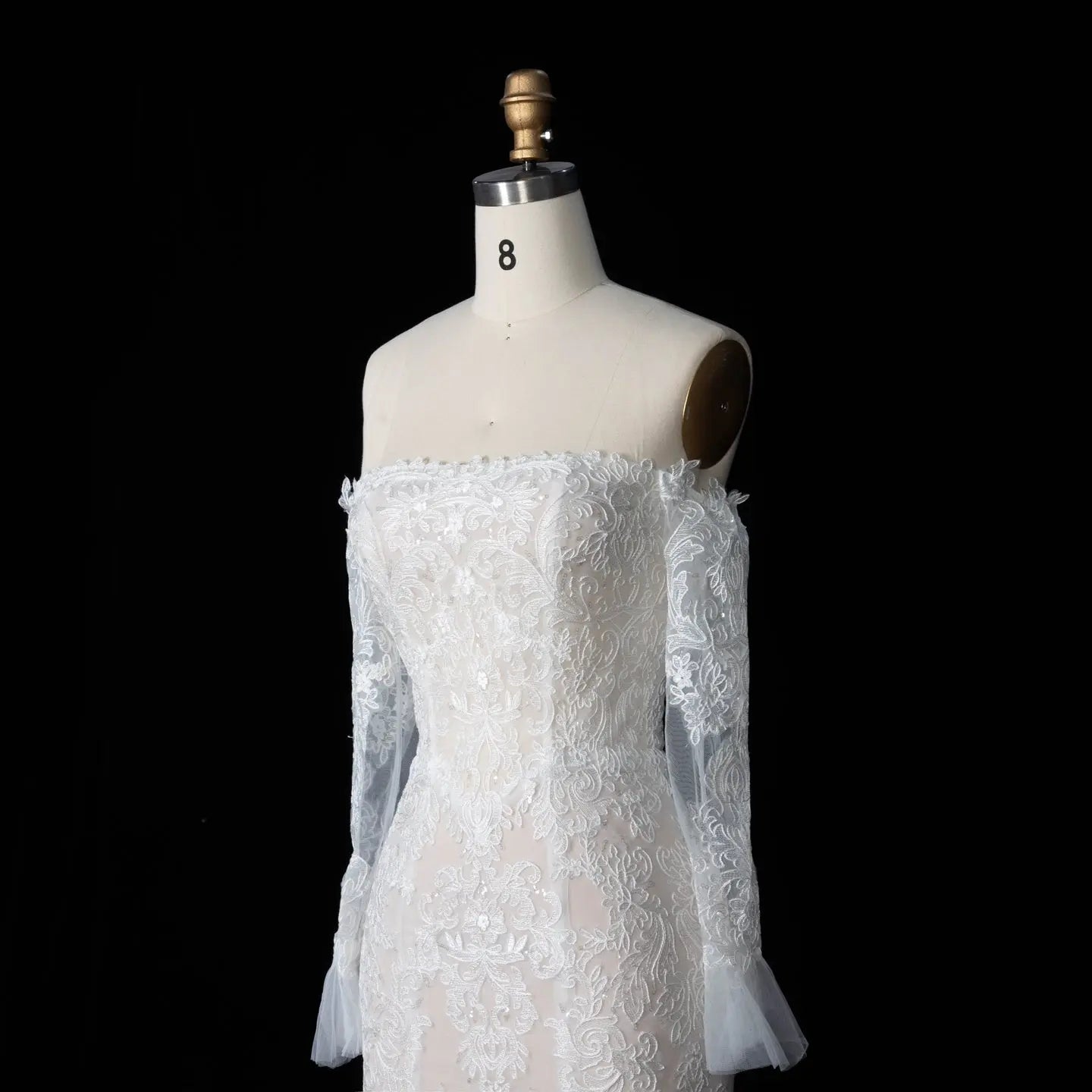 Off White Lace Stunning Feminine Mermaid Wedding Dress Train ZP036