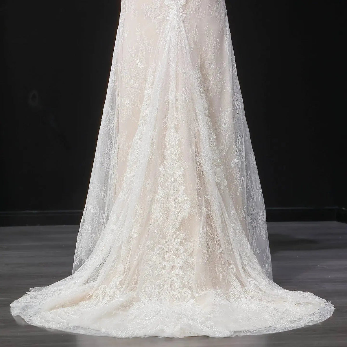 Luxury Ivory Off-the-Shoulder Lace Corset Tulle Train Wedding Dress ZP135