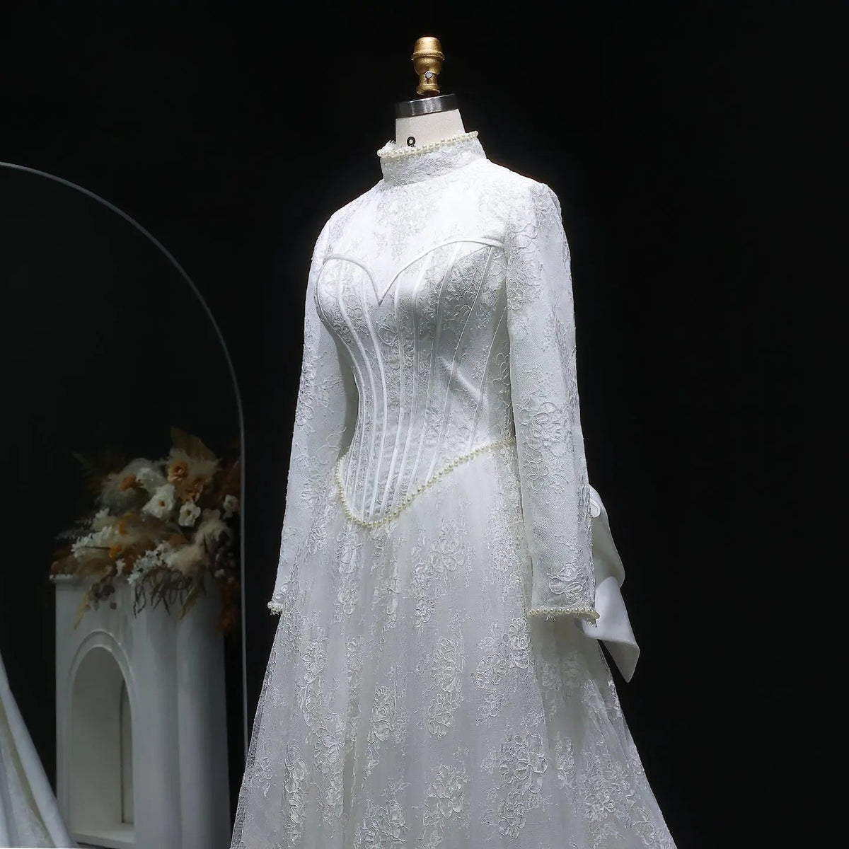 Luxury Pearl Long Sleeve Lace Wedding Dress ZP178