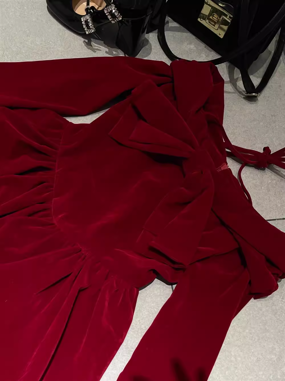 Cute Ball Gown Long Sleeves Velvet Red Short Cocktail Dresses Birthday Outfits - View 7 | FashionDia