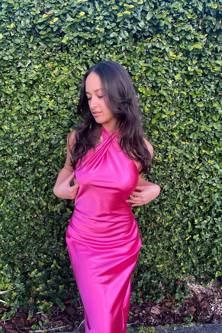 Classy Halter Champagne Backless Sheath Tea-Length Bridesmaid Dress Formal Wedding Guest Dress - View 8 | FashionDia