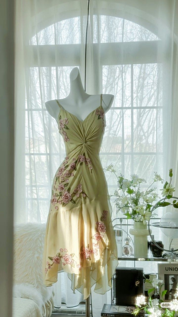 Fashion Spaghetti Straps Appliques Beaded Green Chiffon Homecoming Dress Graduation Dress - FashionDia