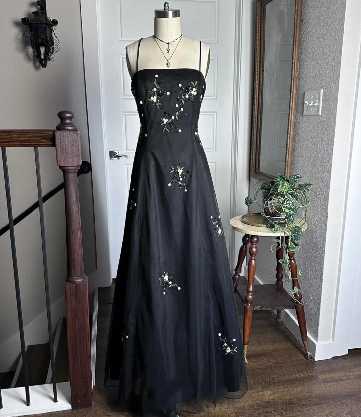 Chic Spaghetti Straps Black Satin Tulle Beaded A Line Birthday Prom Dress Long Party Dress