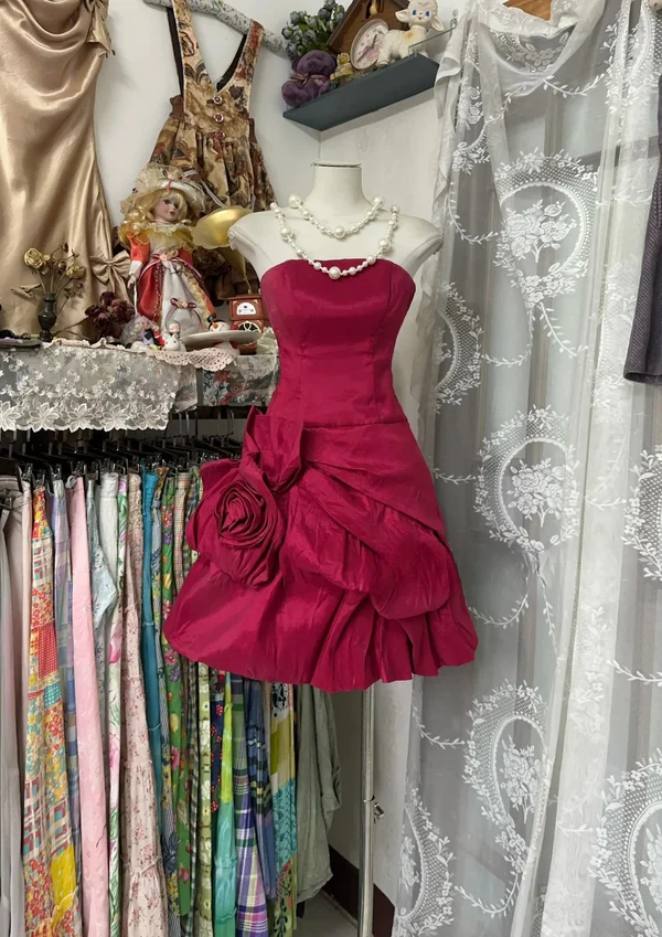 Vintage Strapless Red A-Line Satin Short Graduation Homecoming Dress 20th Birthday Outfits - FashionDia