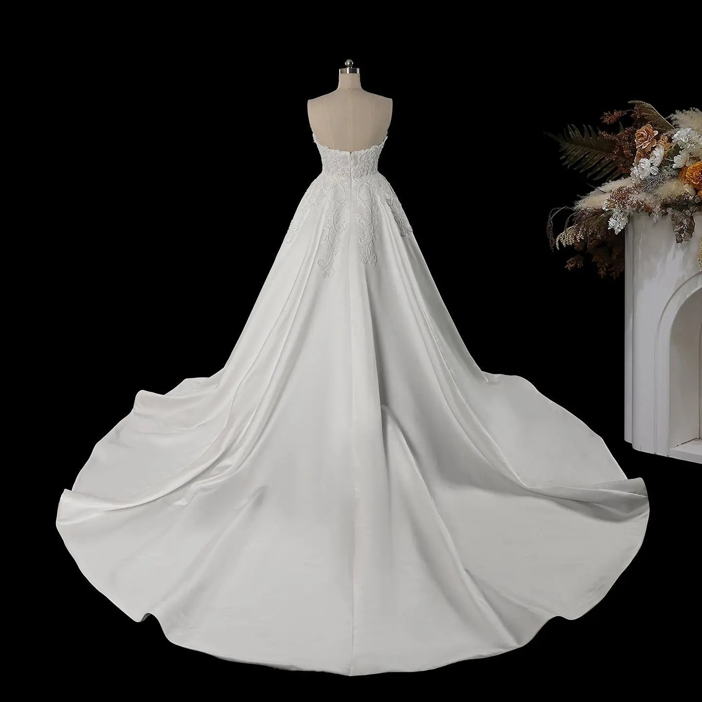 White Satin Strapless Wedding Dress Lace Appliques Sweetheart Neckline Ball Gown ZP010