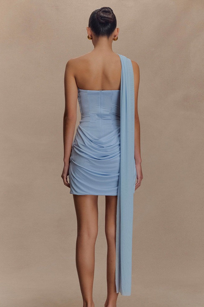 Strapless Ruched Bodycon Dress with Relaxed Fit and Seasonal Wardrobe Essential