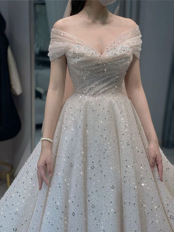 Charming Sequin Vintage Fashion Modest Wedding Dresses - FashionDia