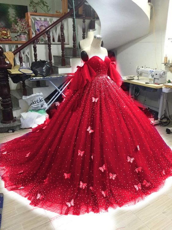 Red Quinceanera Dresses With Cape 3D Floral Applique Ball Gown Sweet 16 Prom Gowns - VelvetHem