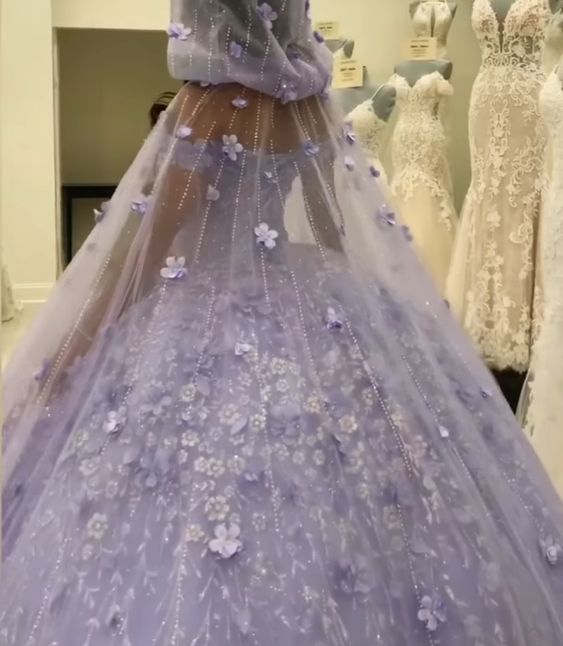 Lavender Princess Quinceanera Dress Ball Gown Lace Appliques Corset Sweet 15 Prom Dresses - View 3 | FashionDia
