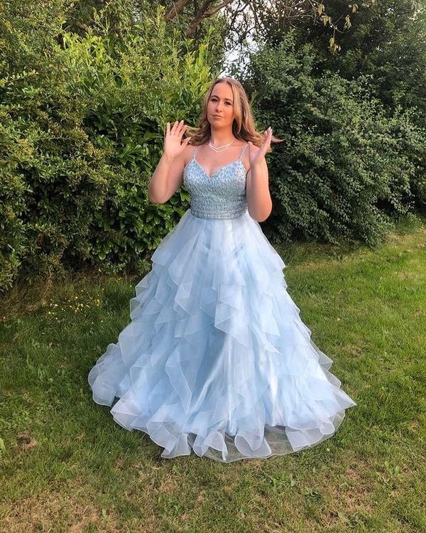 Stunning Ball Gown V Neck Blue Tulle Prom Dresses with Beading
