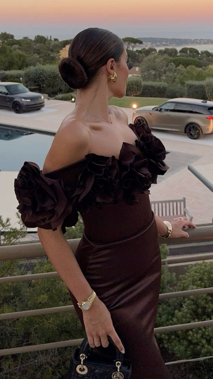 Brown Luxury Mermaid Evening Dress Off The Shoulder Long Prom Dress Y7592 - View 2 | VelvetHem