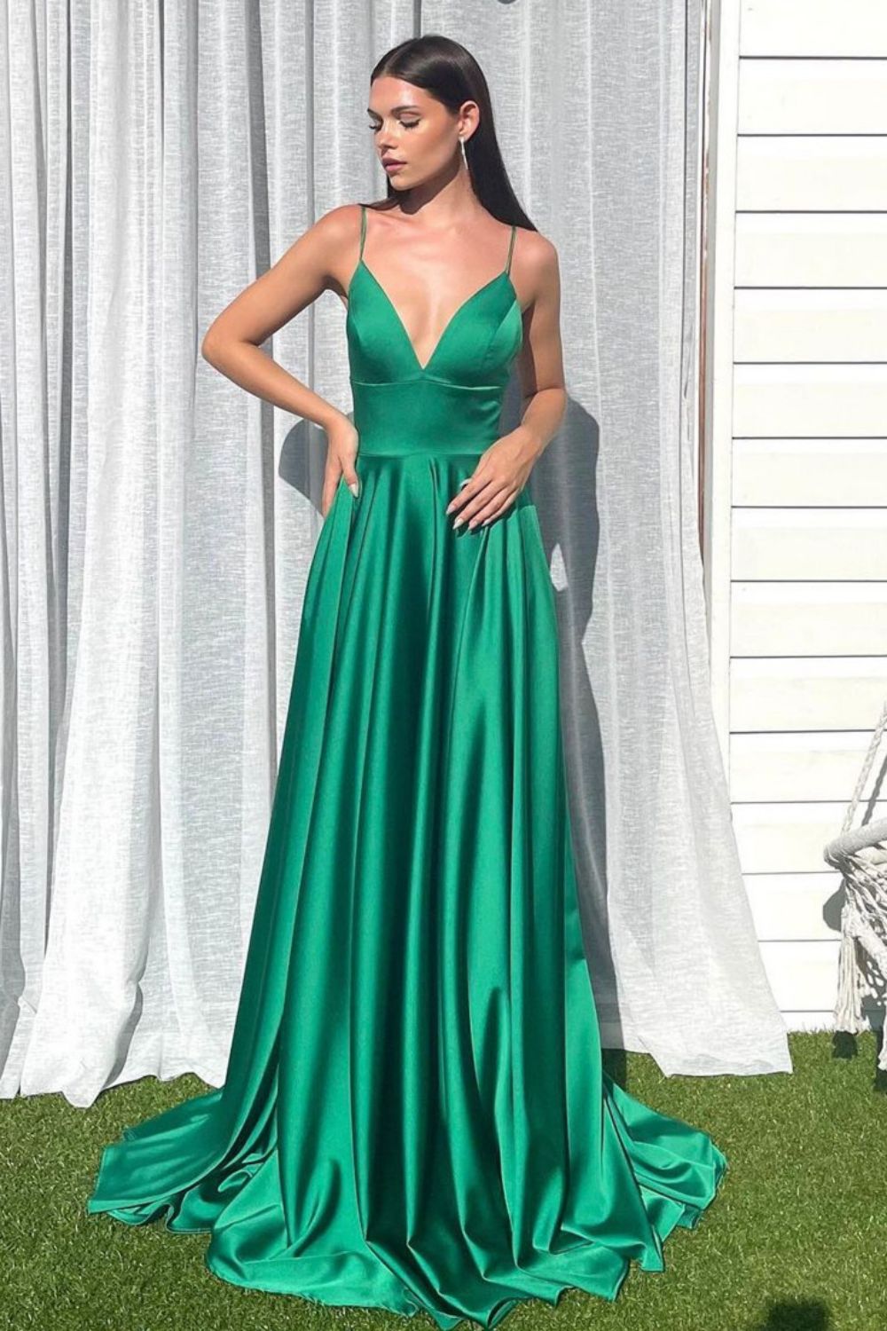 Simple A-Line Spaghetti Straps Green Long Prom Dress with Split Front - View 3 | FashionDia