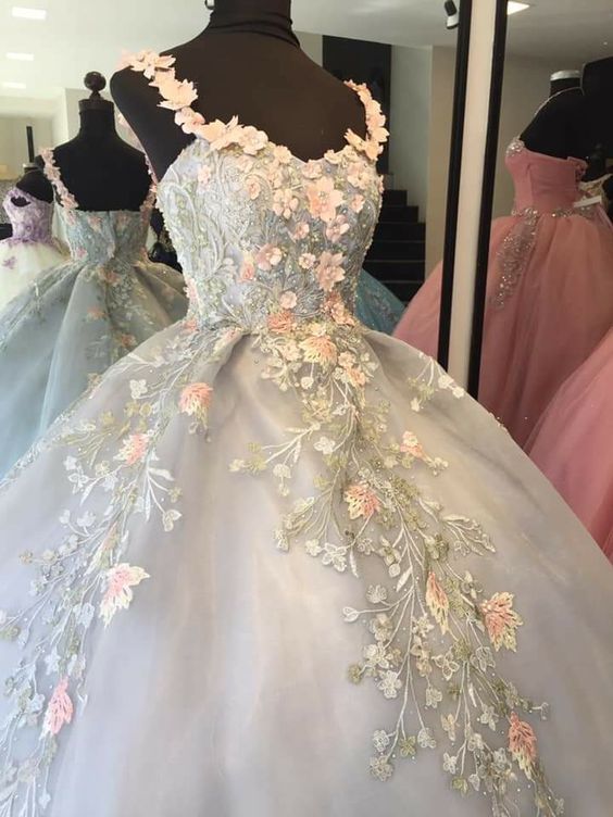 New Arrival Ball Gown Embroidered Applique Gown Sweet Dress - VelvetHem