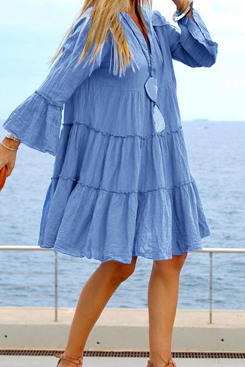 Beautifully Finished Dress in a Timeless Design