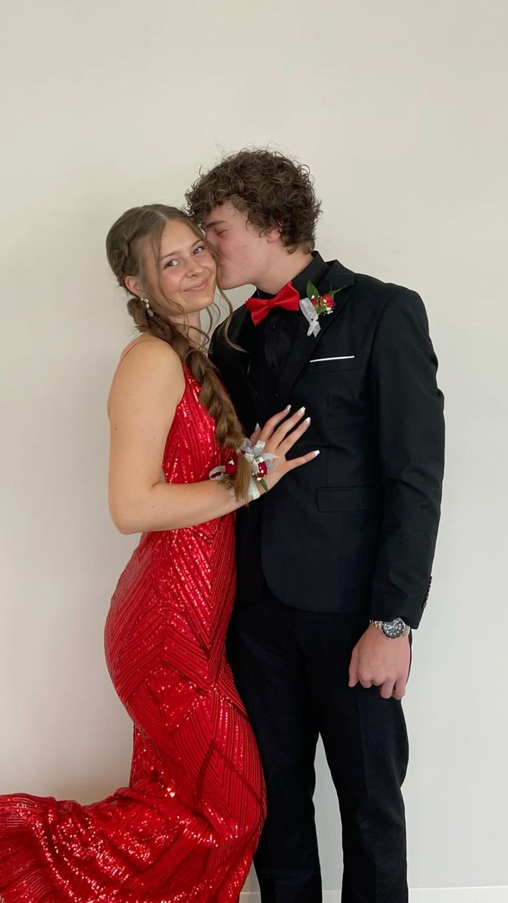 Sparkly Red V Neck Mermaid Prom Dress Red Evening Dress Y7446 - View 2 | VelvetHem