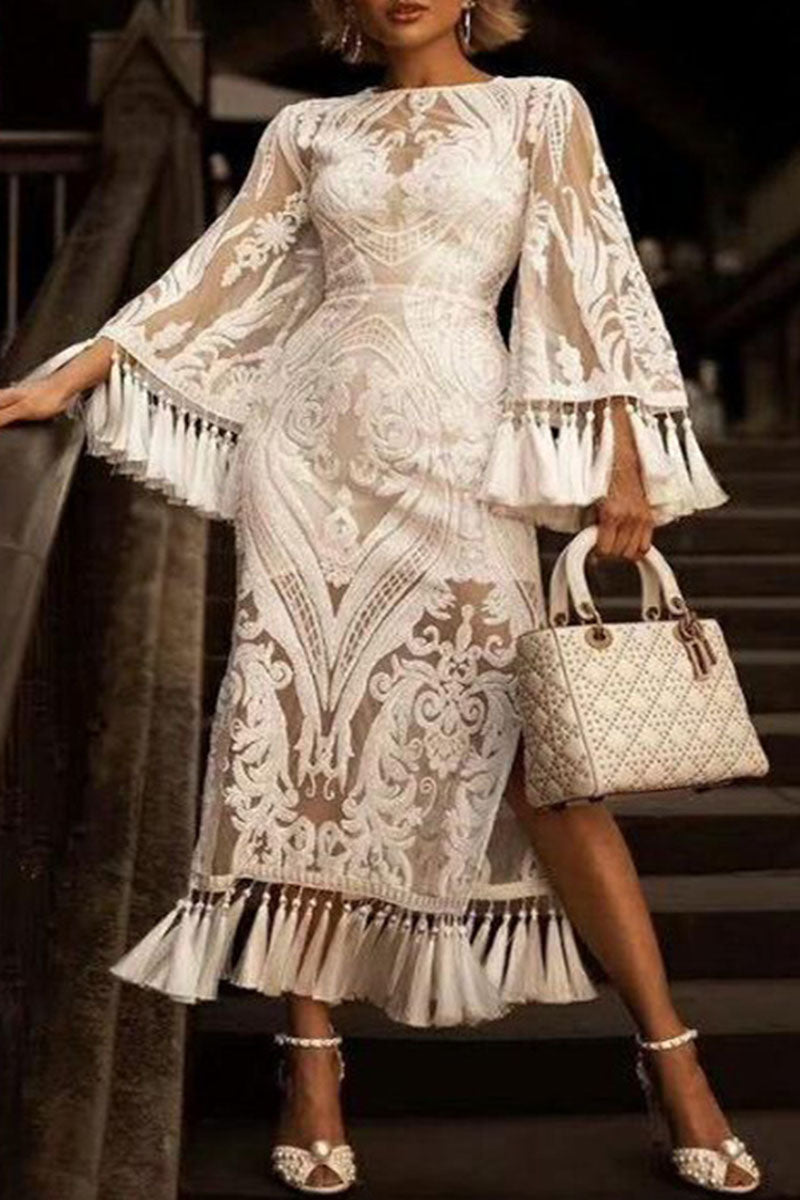 Classic Vintage Dress with a Flattering Fit