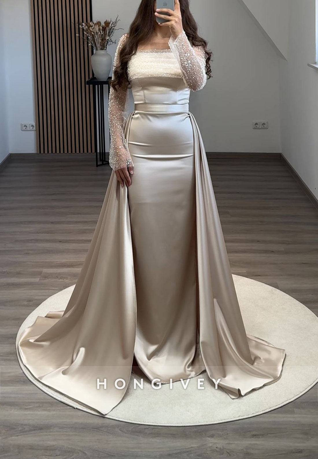 Square Long Sleeve Court Train Sequined Pleated Zipper Elegant Evening Gowns