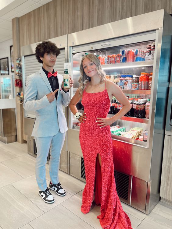 Sexy Sheath Sequins Prom Dress With Split - FashionDia