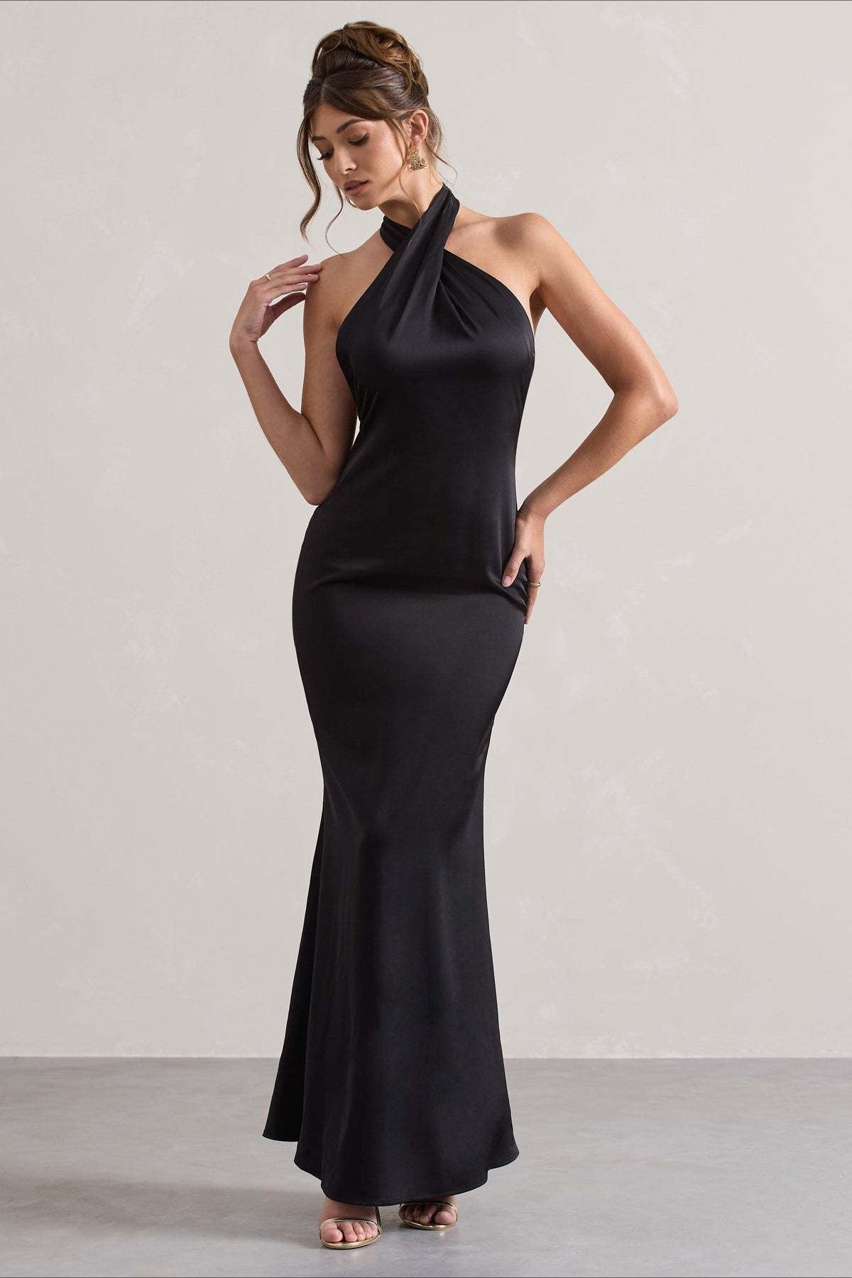 Slim Fit Halter Dress with Relaxed Fit and Seasonal Wardrobe Essential