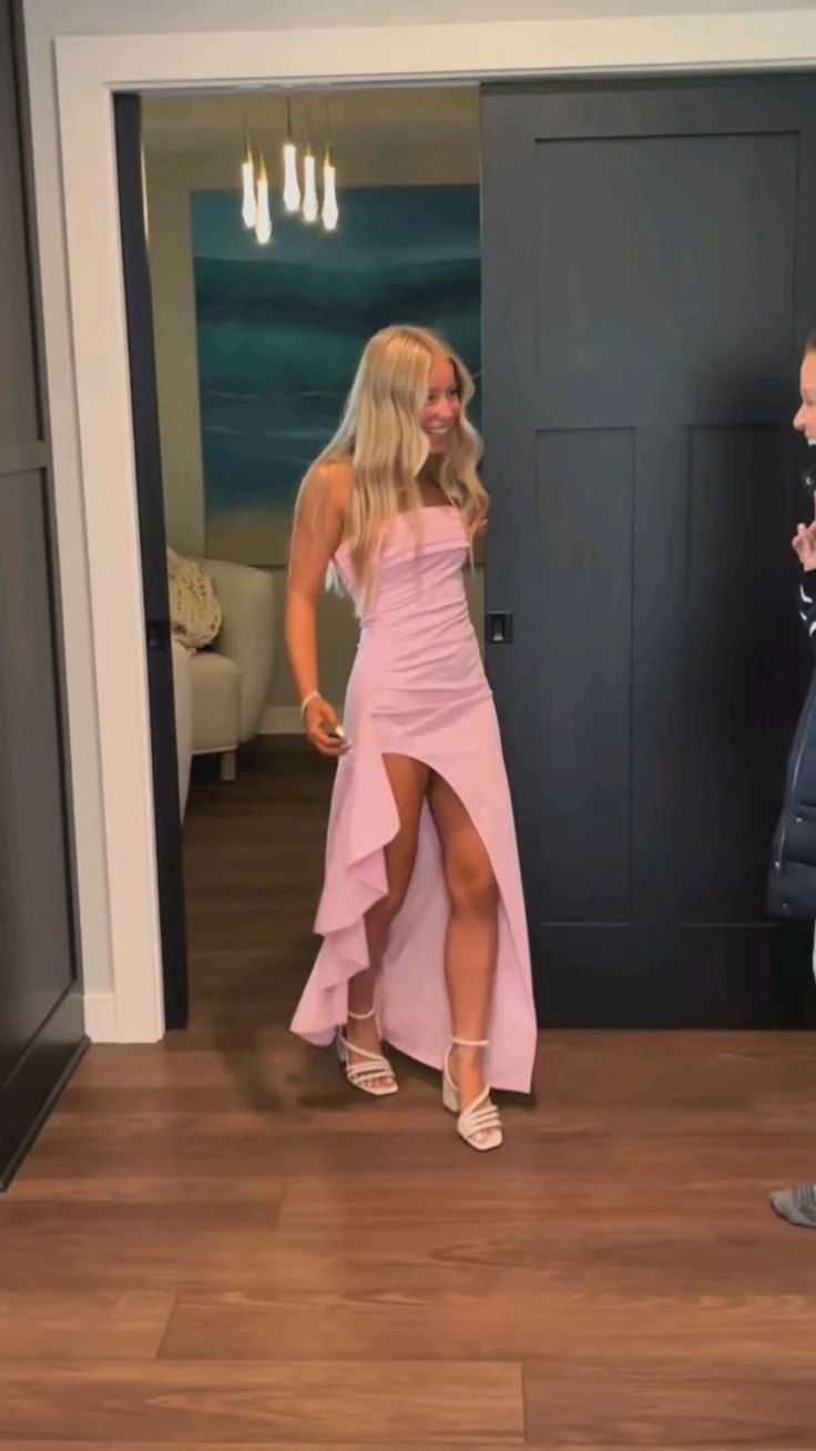Elegant Pink Strapless Slit Evening Dress Sexy Party Prom Dress With Ruffles