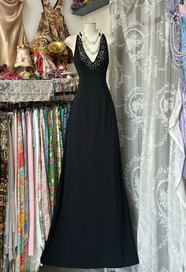 Sexy Black V-Neck Satin Beaded A-Line Long Party Dress Backless Evening Gown - FashionDia