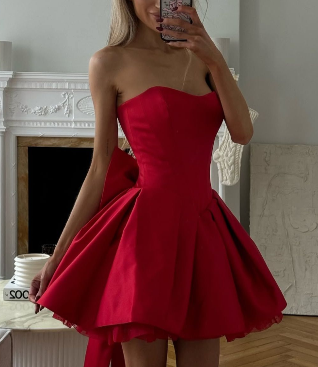 Charming Red Strapless Satin A Line Short Party Dress Formal Graduation Homecoming Dress With Bow S774