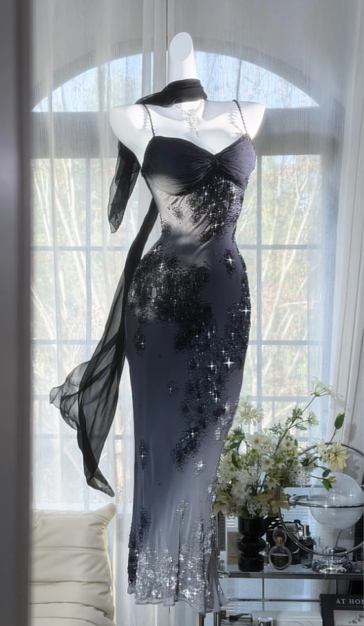 Pretty Spaghetti Straps Black Chiffon Beaded Mermaid Evening Dress Long Birthday Prom Gowns With Ribbon