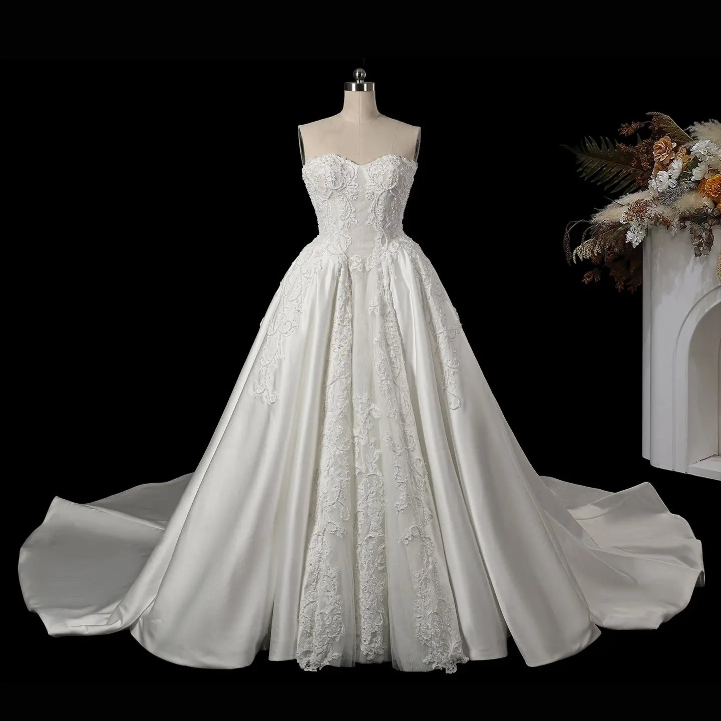 White Satin Strapless Wedding Dress Lace Appliques Sweetheart Neckline Ball Gown ZP010