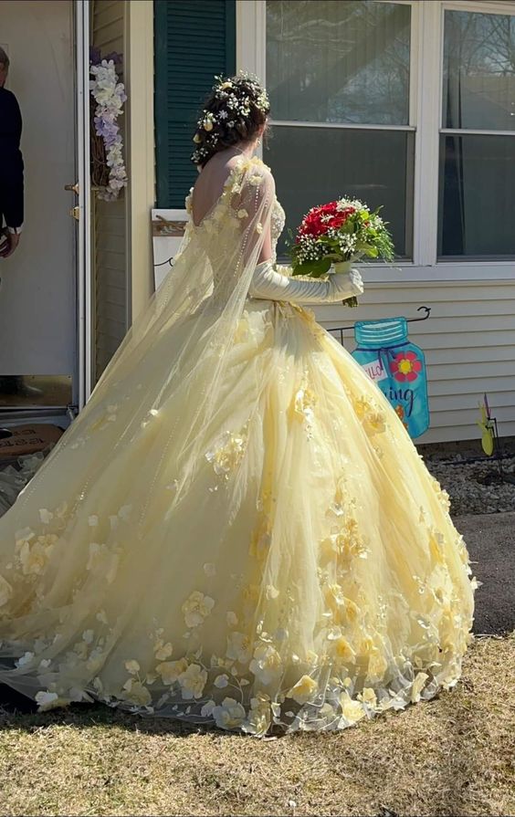 Ball Gown Quinceanera Dresses with Cape 3D Flower Princess Dresses Prom Gown fg4650