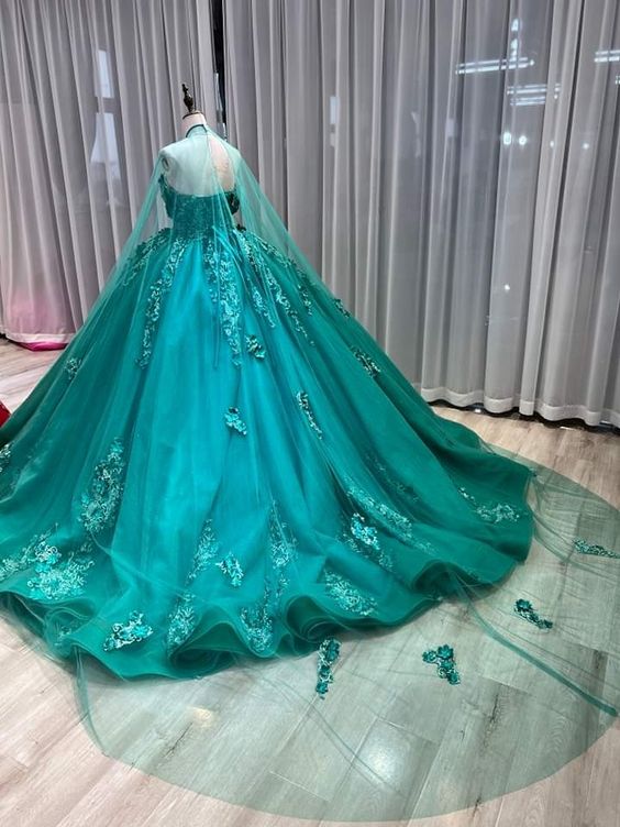 Green Long Ball Gown Party Gown Prom Dress - View 2 | FashionDia