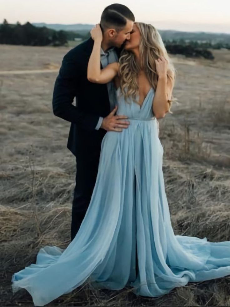 Sky Blue Chiffon Split Beach Wedding Dress With Court Train Prom Dresses