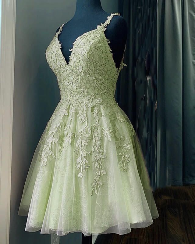 Short Lace Homecoming Dresses V Neck Graduation Dress
