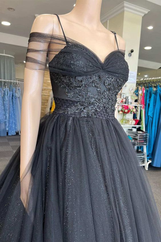 A Line Wedding Dress Princess V Neck Black Tulle Cold-Shoulder Long Prom Gown Formal Dresses - VelvetHem
