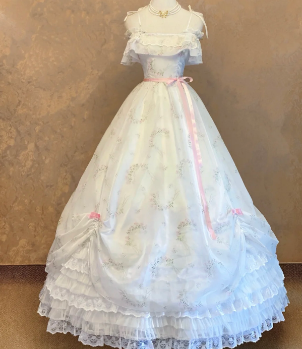White Sweet 16 Birthday Ball Gown Lace Cute Prom Party Dress - VelvetHem