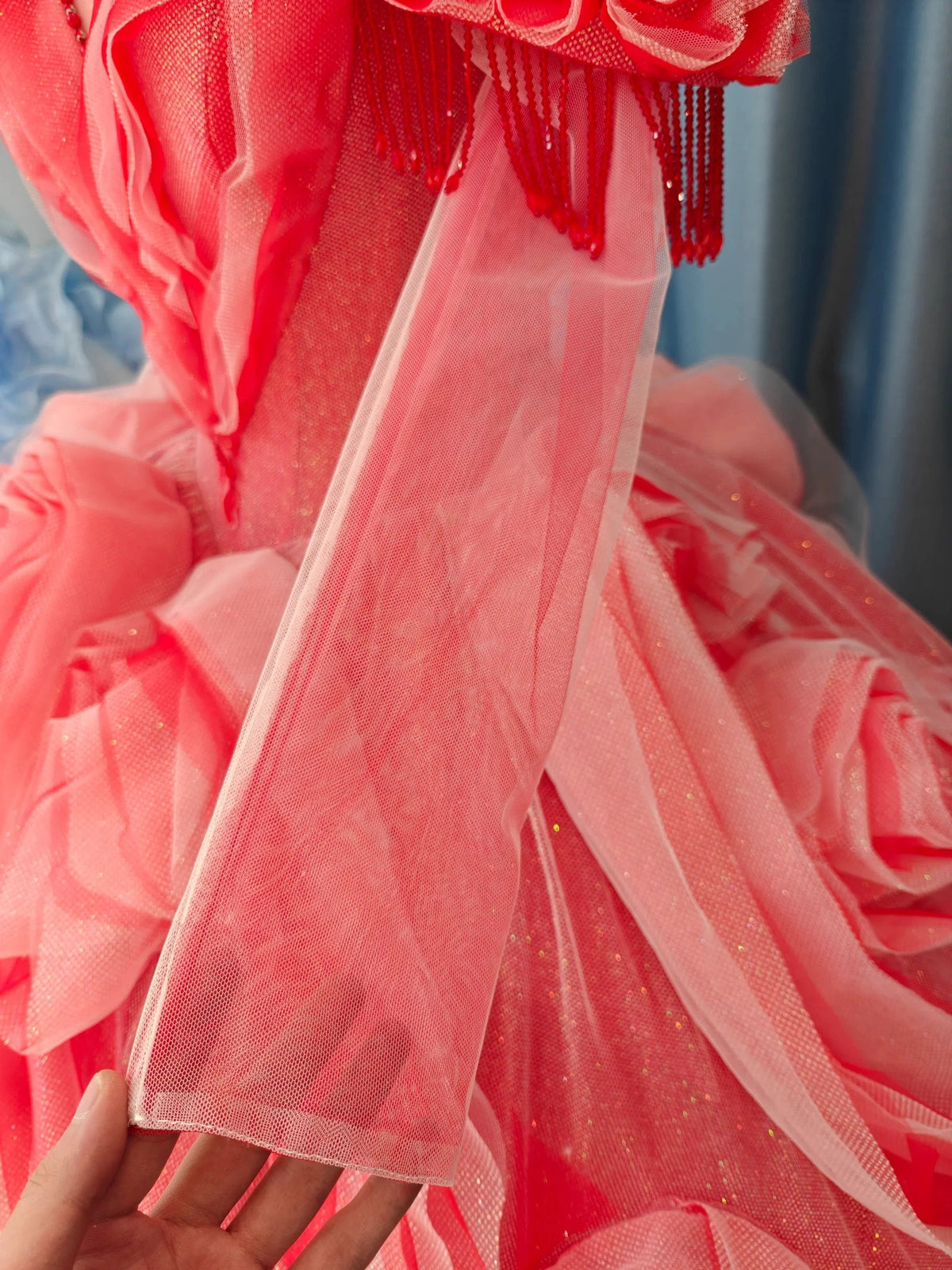 Vibrant Coral Red Off-the-Shoulder Ball Gown Wedding Dress with 3D Rose Appliqués & Beaded Tassels Ye-2036 (ZD16827)