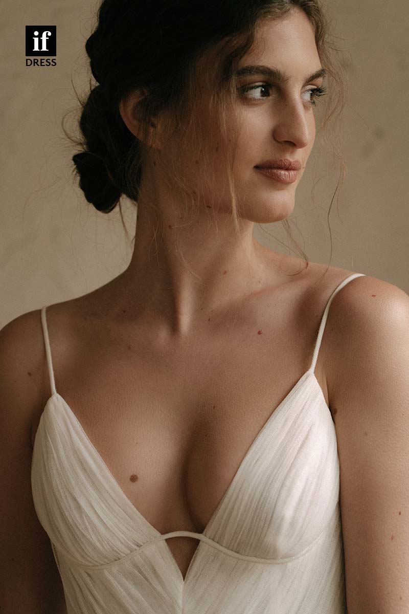 71167 - Spaghetti Straps Low V-Neck A-Line Tulle Beach Wedding Dress