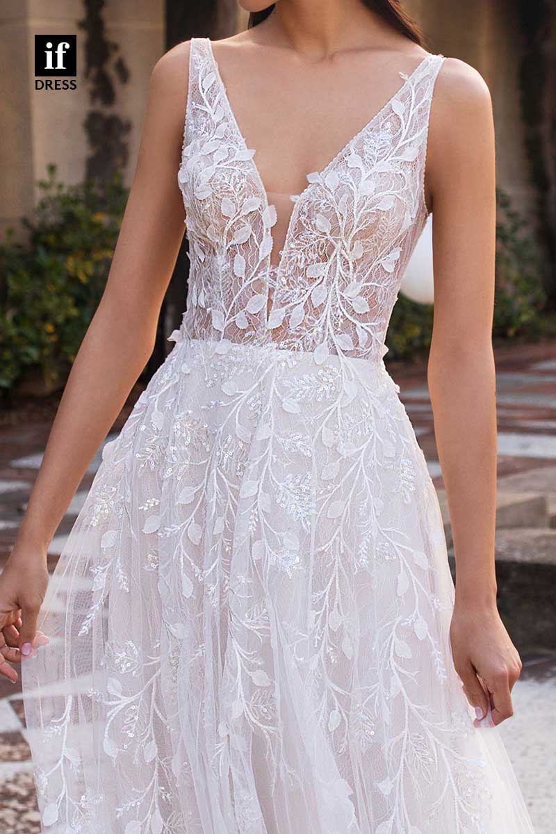 71188 - Vintage Straps V-Neck Lace Appliques Tulle Beach Wedding Dress